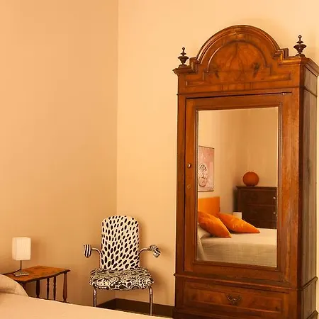 M'art Bed and Breakfast *